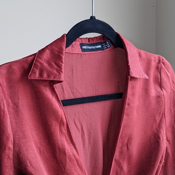 PRETTYLITTLETHING Dress / Size 2 - Picture 4 of 9